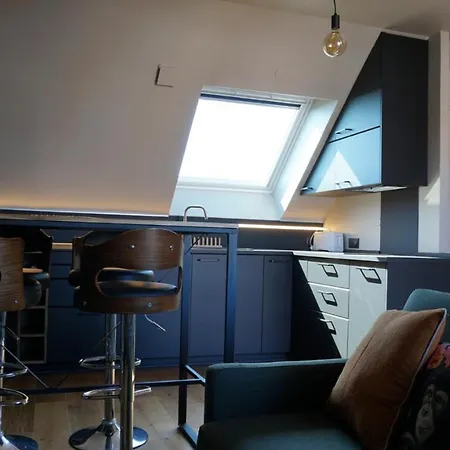 L 'etoile De Apartment